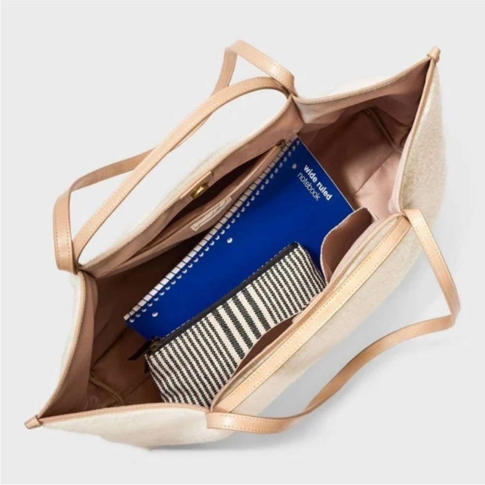 🆕Universal Thread Cream and Tan Tote Bag NWT - Picture 3 of 4